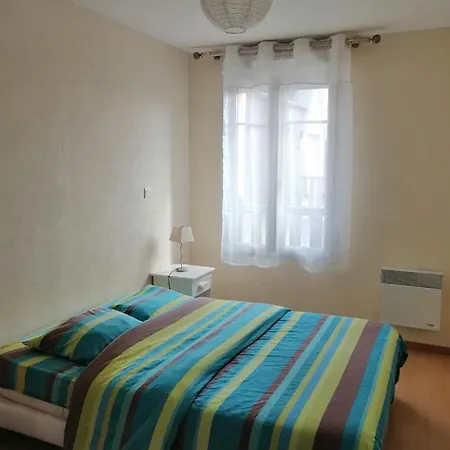דירה 150m De La - Apt En Avec Parking *